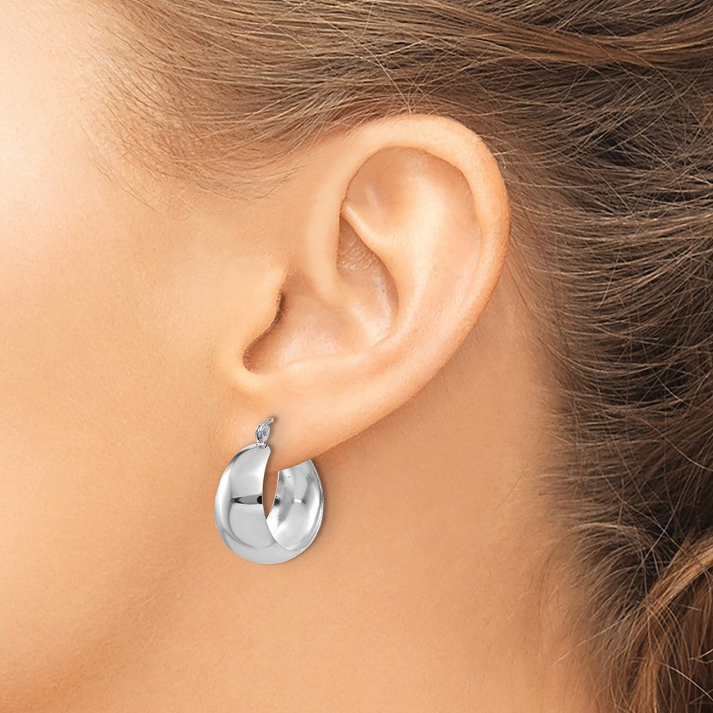 Gold Graduating Polished Hoop Earrings
