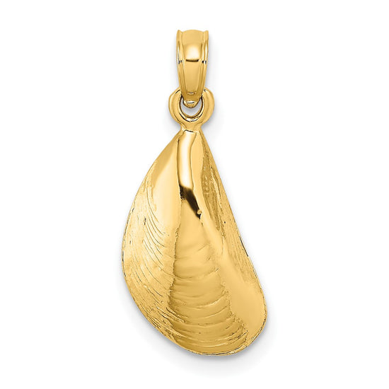 Gold Polished Sea Shell Pendants