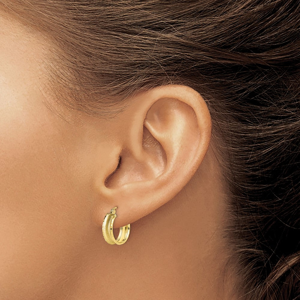 5mm Gold Satin Diamond-cut Hoop Earrings
