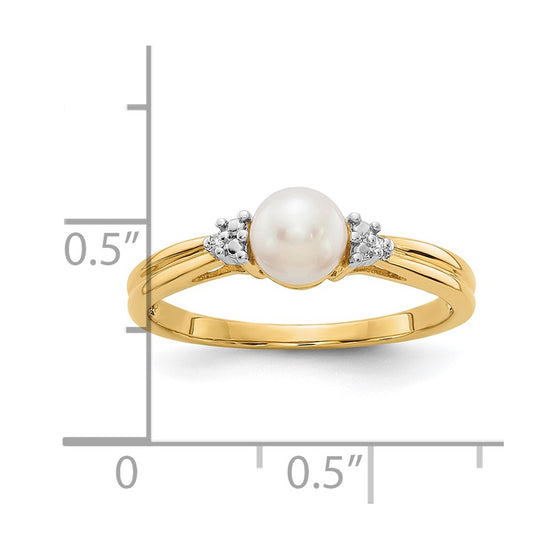 Gold Diamond and Pearl Ring