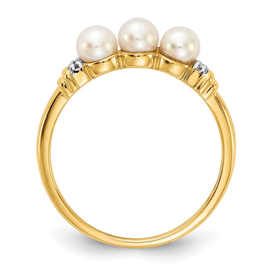 Gold Diamond and Pearl Ring