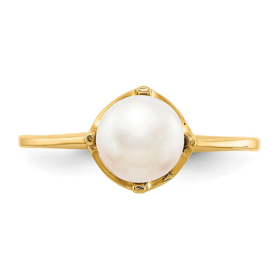Gold Polished Freshwater Pearl and Diamond Rings