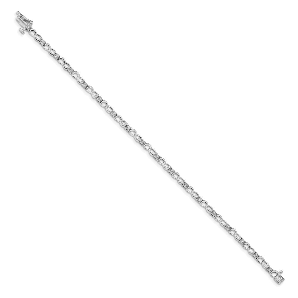 14k White Gold Complete 1/6 carat Diamond Figure 8 Link 7 inch Bracelet