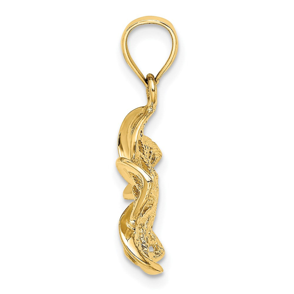 Gold Polished Flower Pendants