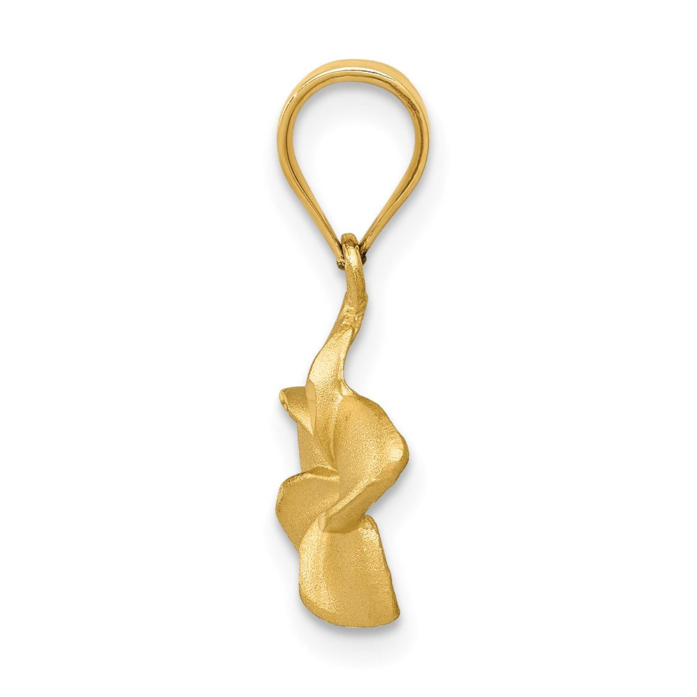 Gold Polished Flower Pendants
