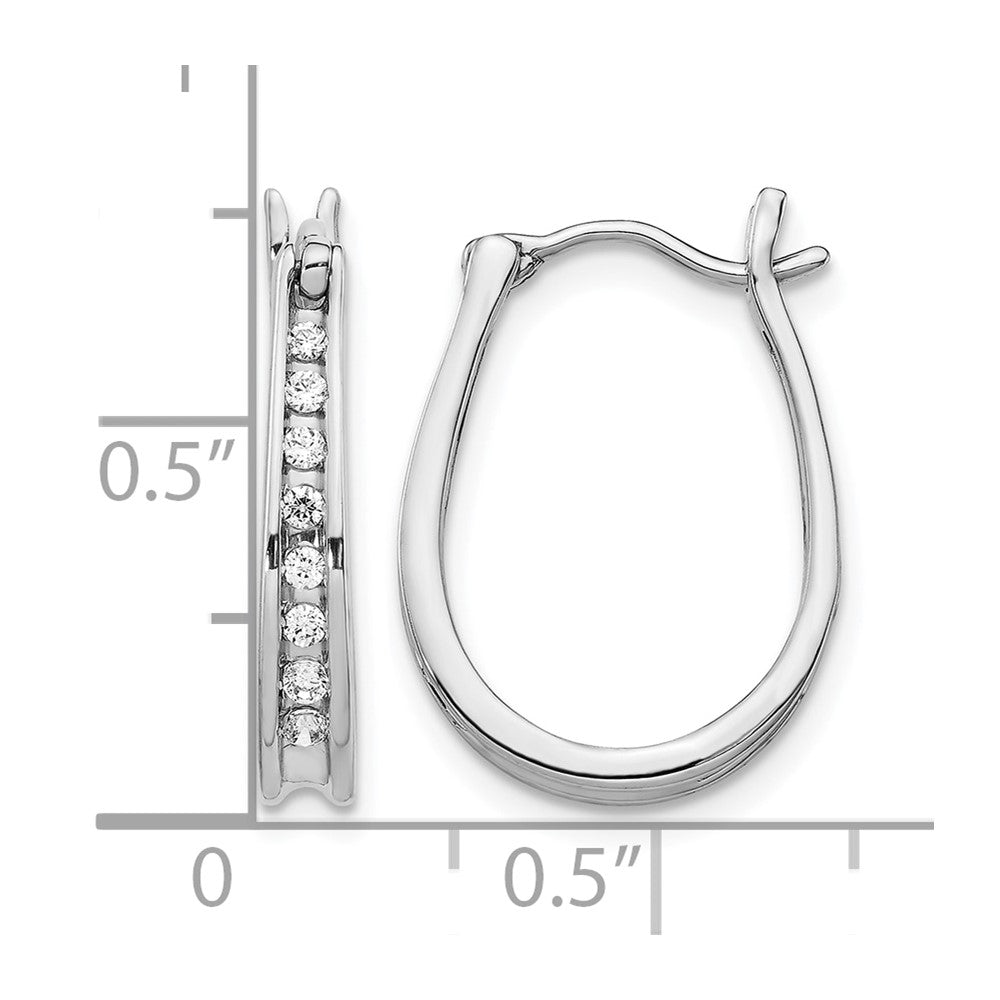 14k White Gold 1/5 carat Diamond Channel-set Graduated Oval Hinged Hoop Earrings