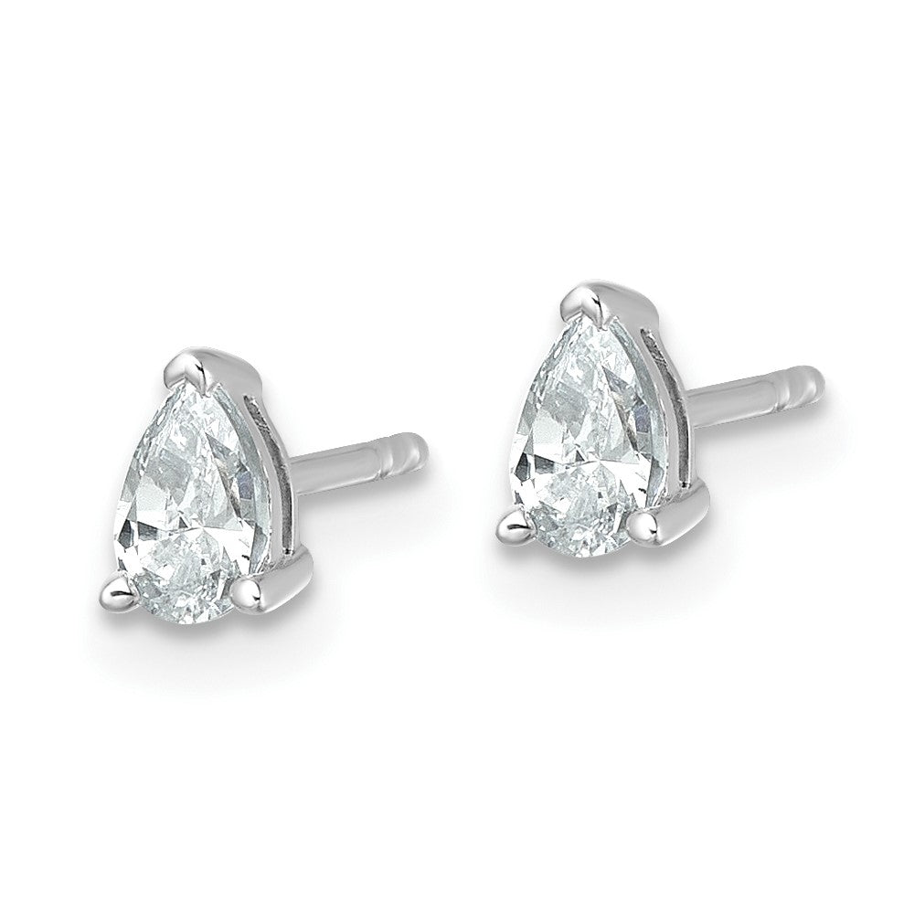 Lab Grown Pear Diamond Studs