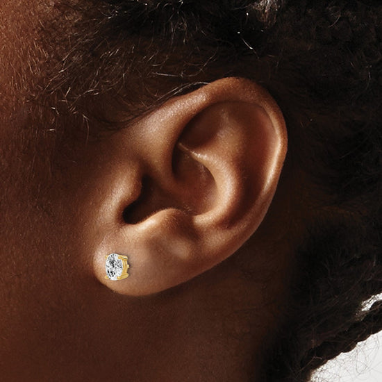Lab Grown Oval Diamond Studs
