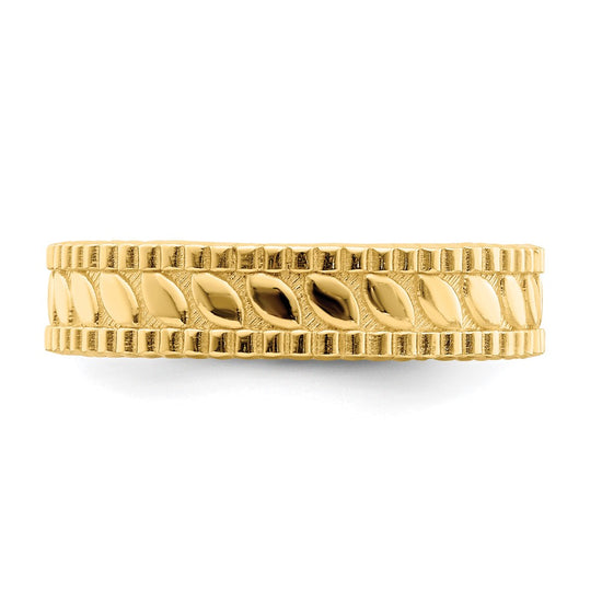 14k Leaf Engraved Thumb Ring (size 9)