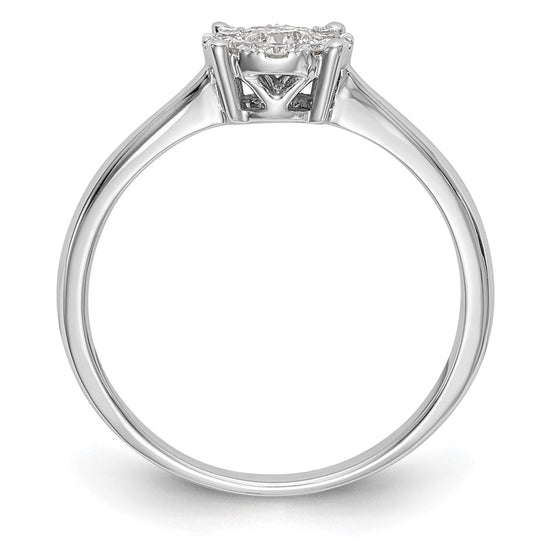 Diamond Cluster Engagement Rings