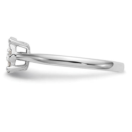 Diamond Cluster Engagement Rings