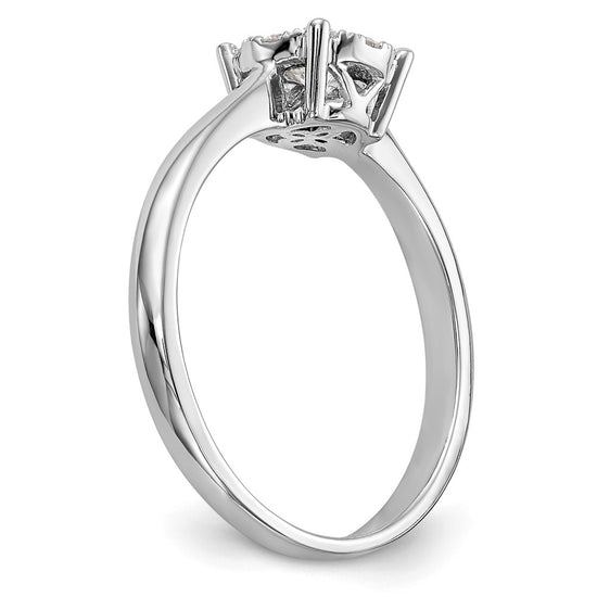 Diamond Cluster Engagement Rings