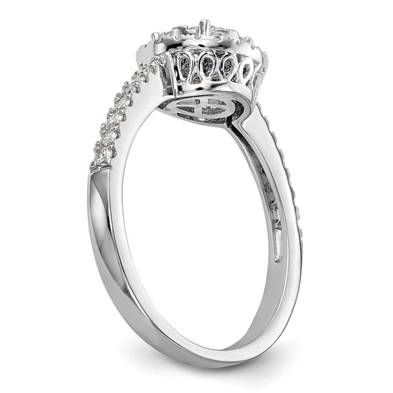 Diamond Cluster Engagement Rings