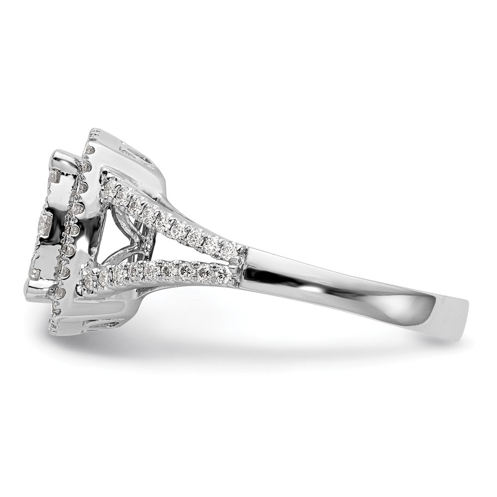 Diamond Cluster Engagement Rings