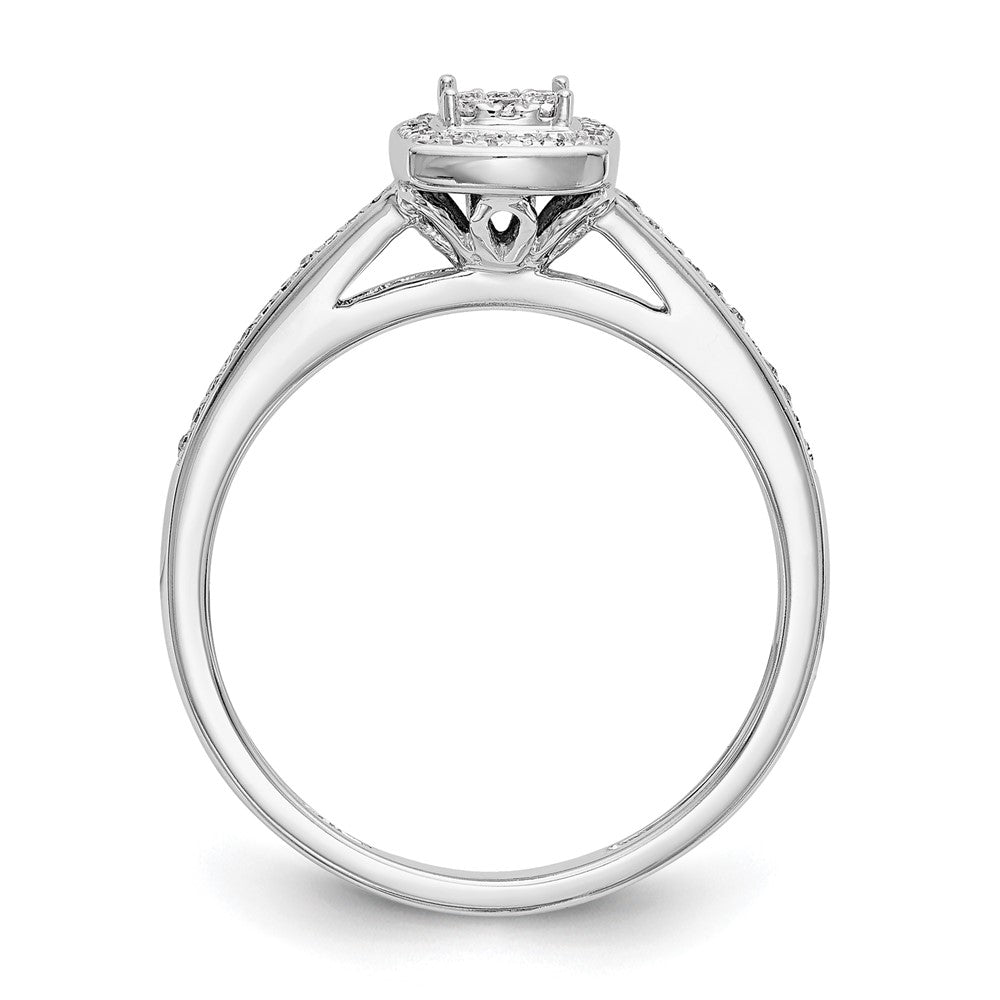 Diamond Cluster Engagement Rings