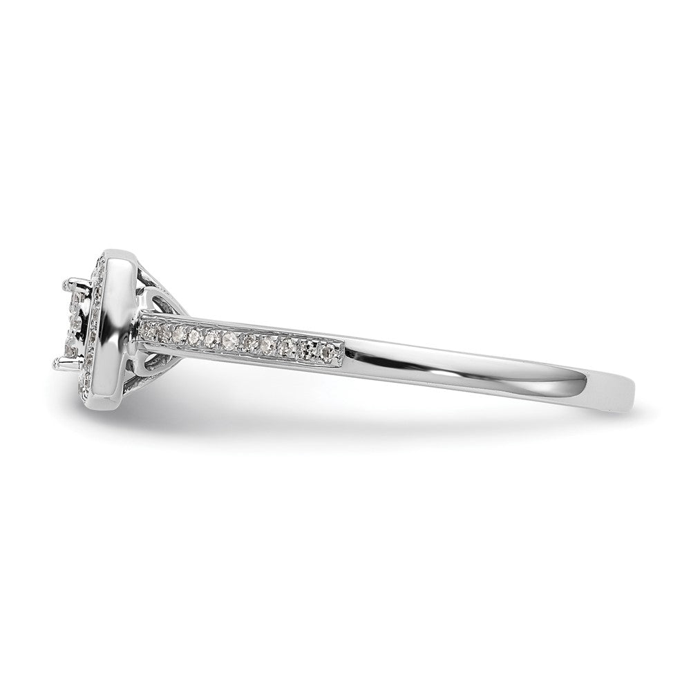 Diamond Cluster Engagement Rings