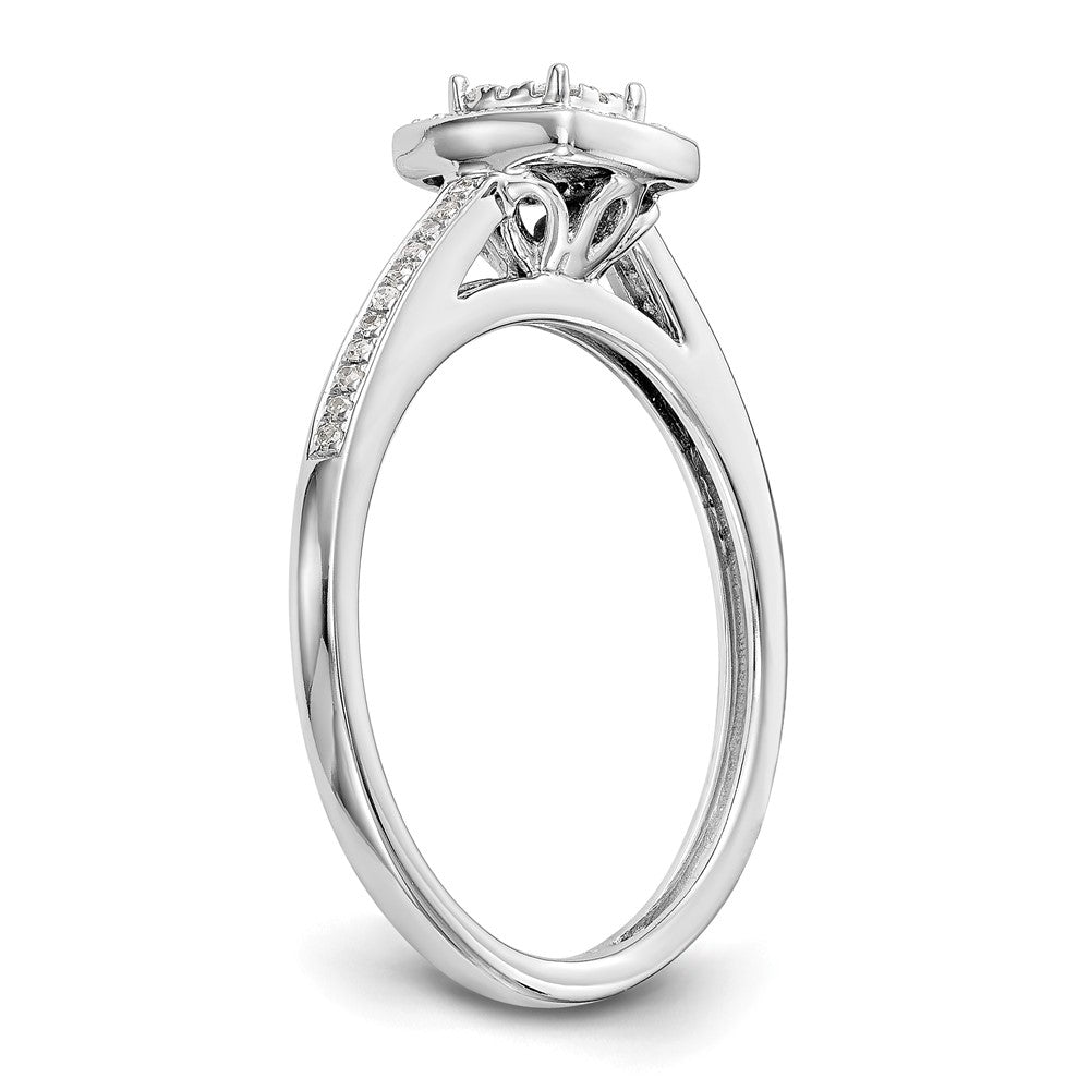 Diamond Cluster Engagement Rings