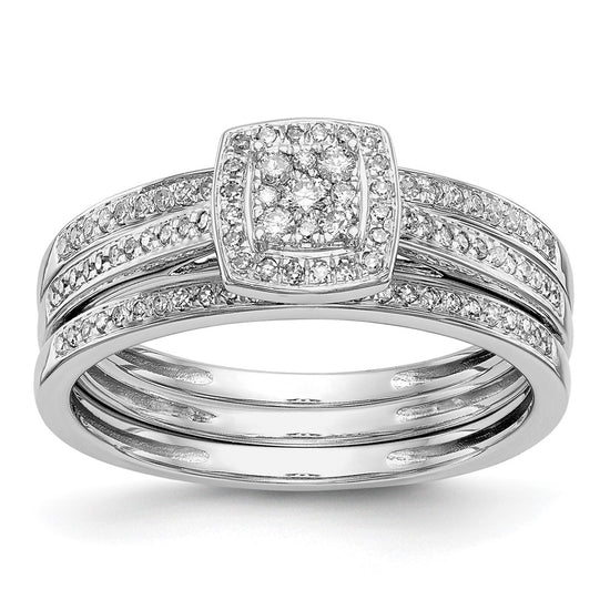 Diamond Cluster Engagement Rings
