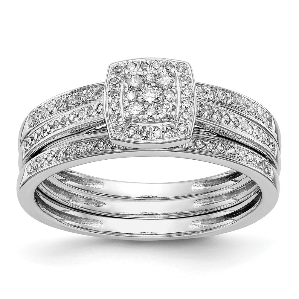 Diamond Cluster Engagement Rings