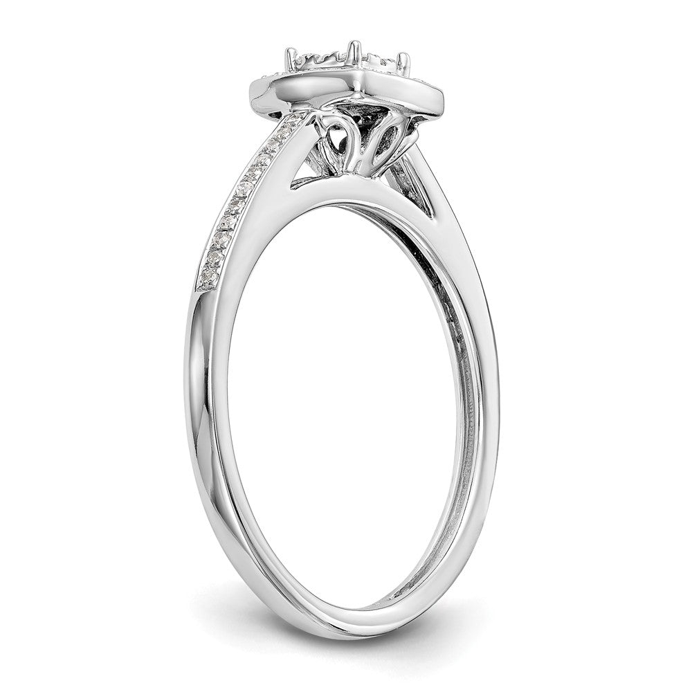 Diamond Cluster Engagement Rings