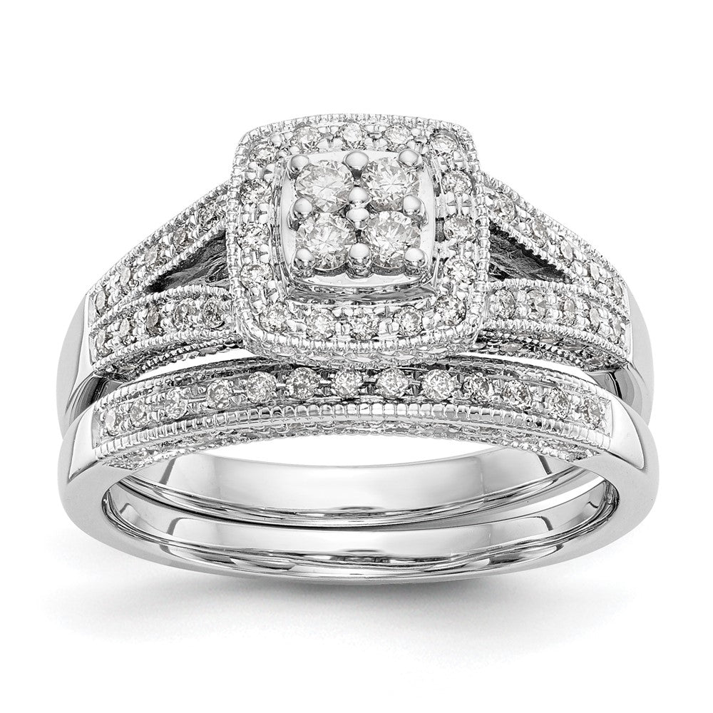 Diamond Cluster Engagement Rings