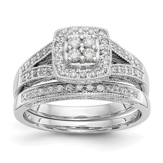 Diamond Cluster Engagement Rings
