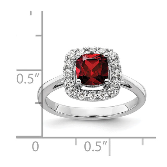 Diamond & Gemstone Halo Rings