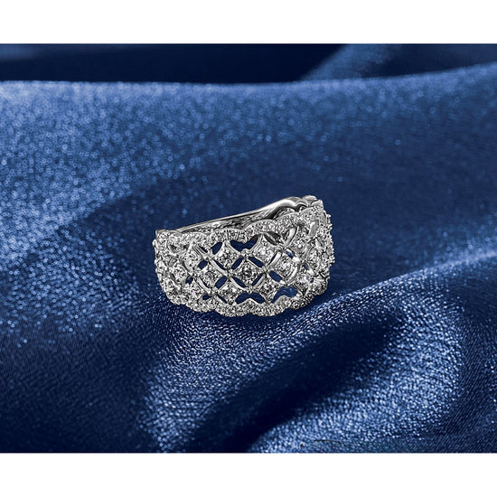 14k White Gold 1 carat Lab Grown Diamond VS/SI+ G+ Complete Fashion Ring