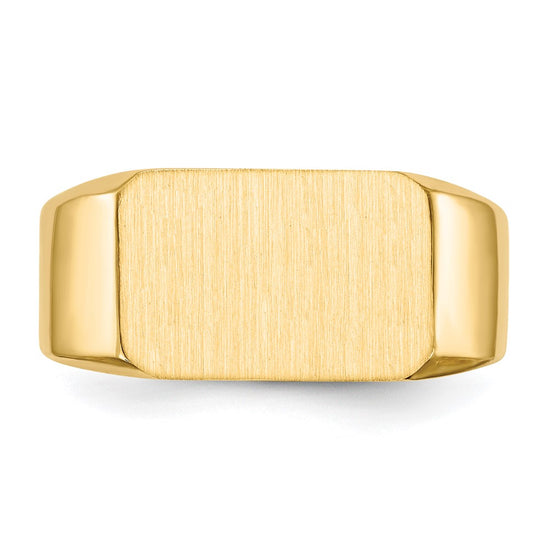 Gold Polished Octagonal Closed Back Signet Ring
