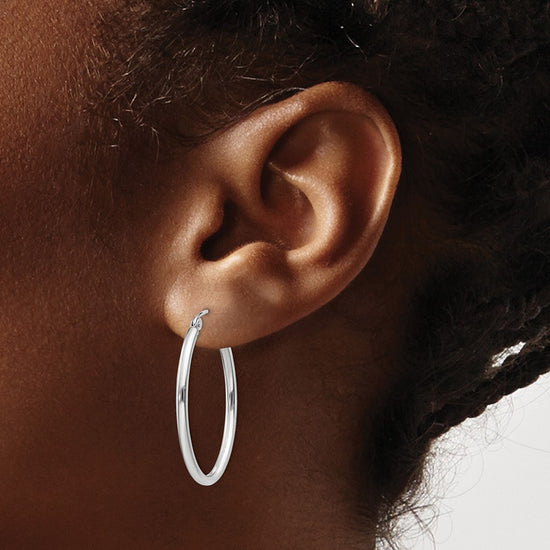 2mm Gold Round Tube Oval Hoop Earrings