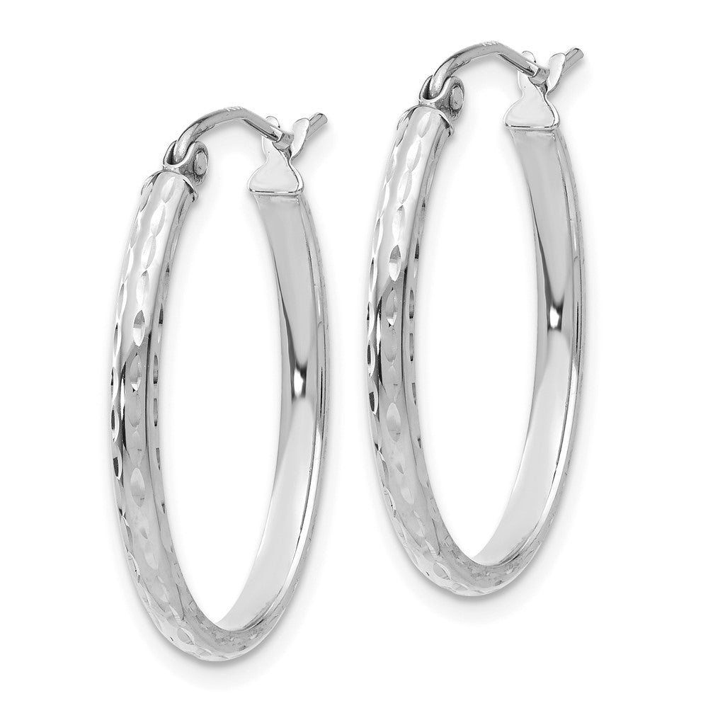 2.5mm Gold Diamond-cut Tube Hoop Earrings