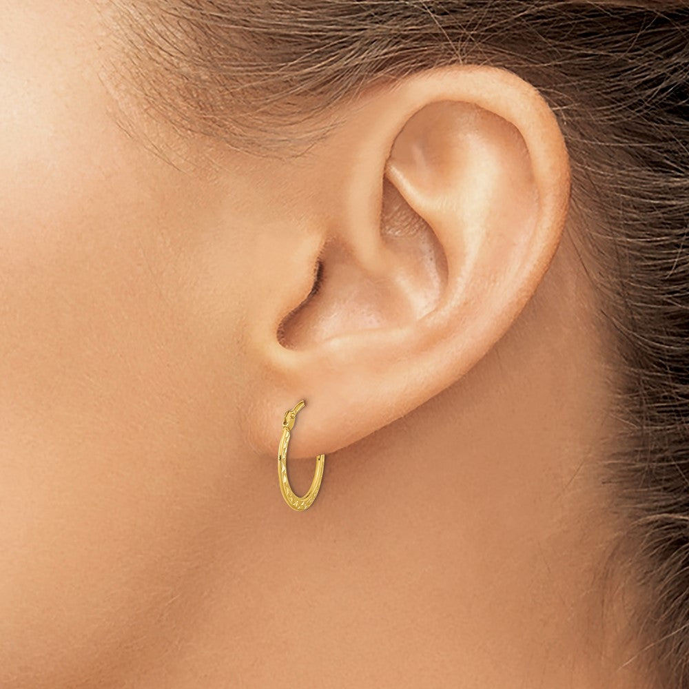 Gold Diamond-cut Knife Edge Hoop Earrings