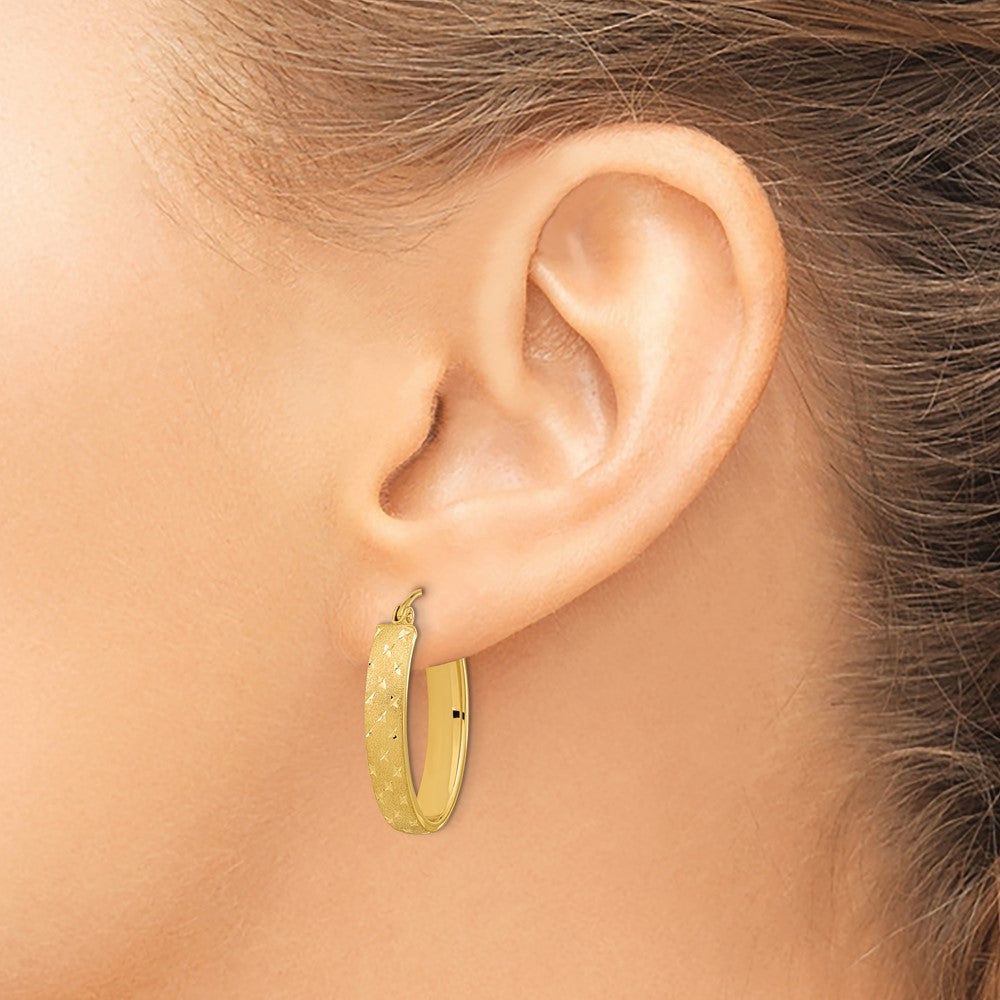 4mm Gold Diamond-cut Oval Hoop Earrings