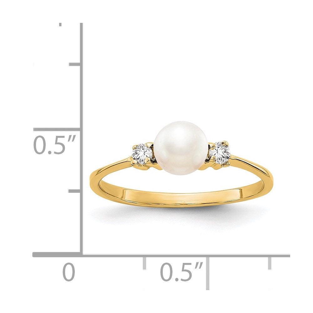 14k 5mm White Freshwater Cultured Pearl and 1/15 carat AAA Diamond Ring