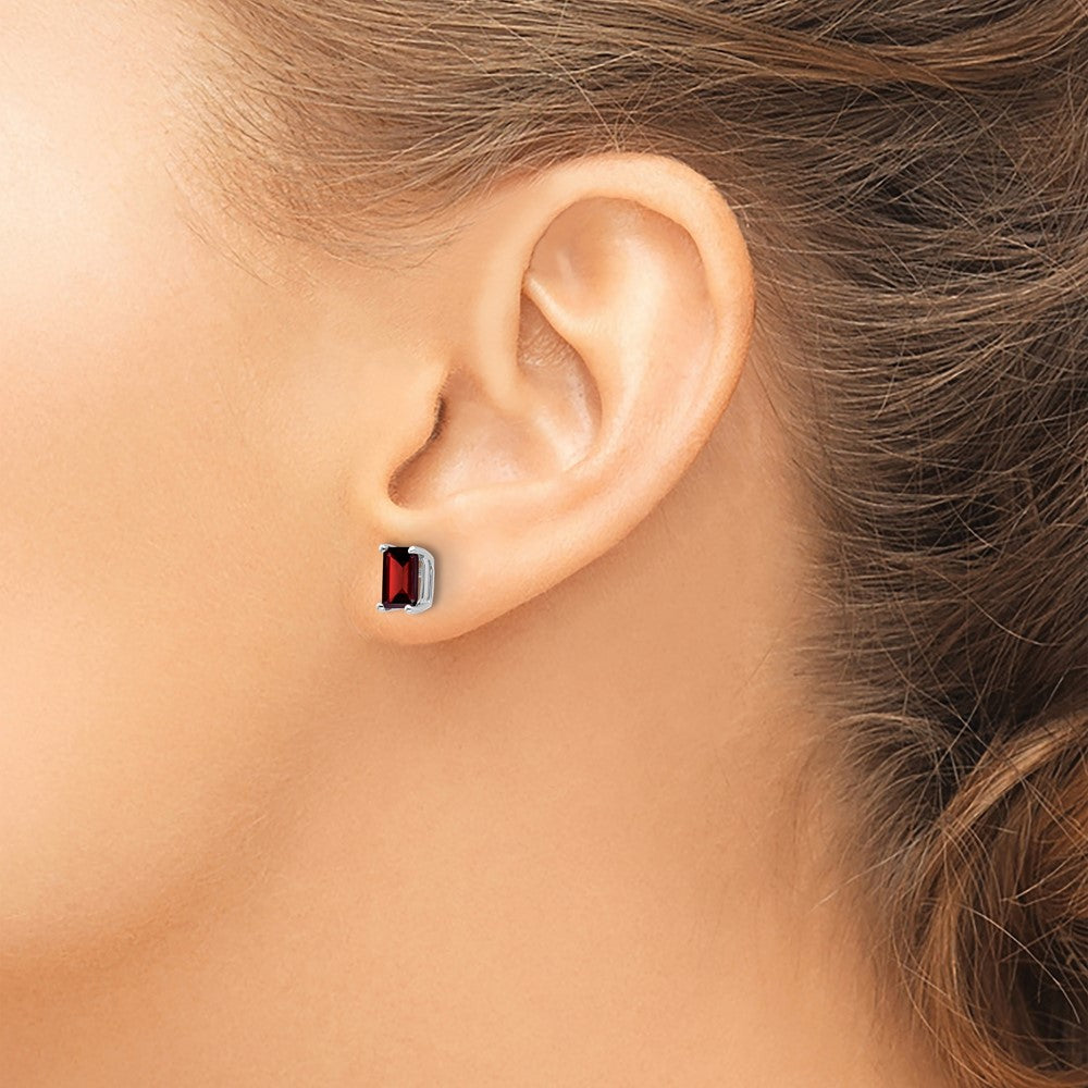14k White Gold 6x4mm Emerald-cut Garnet Post Earrings