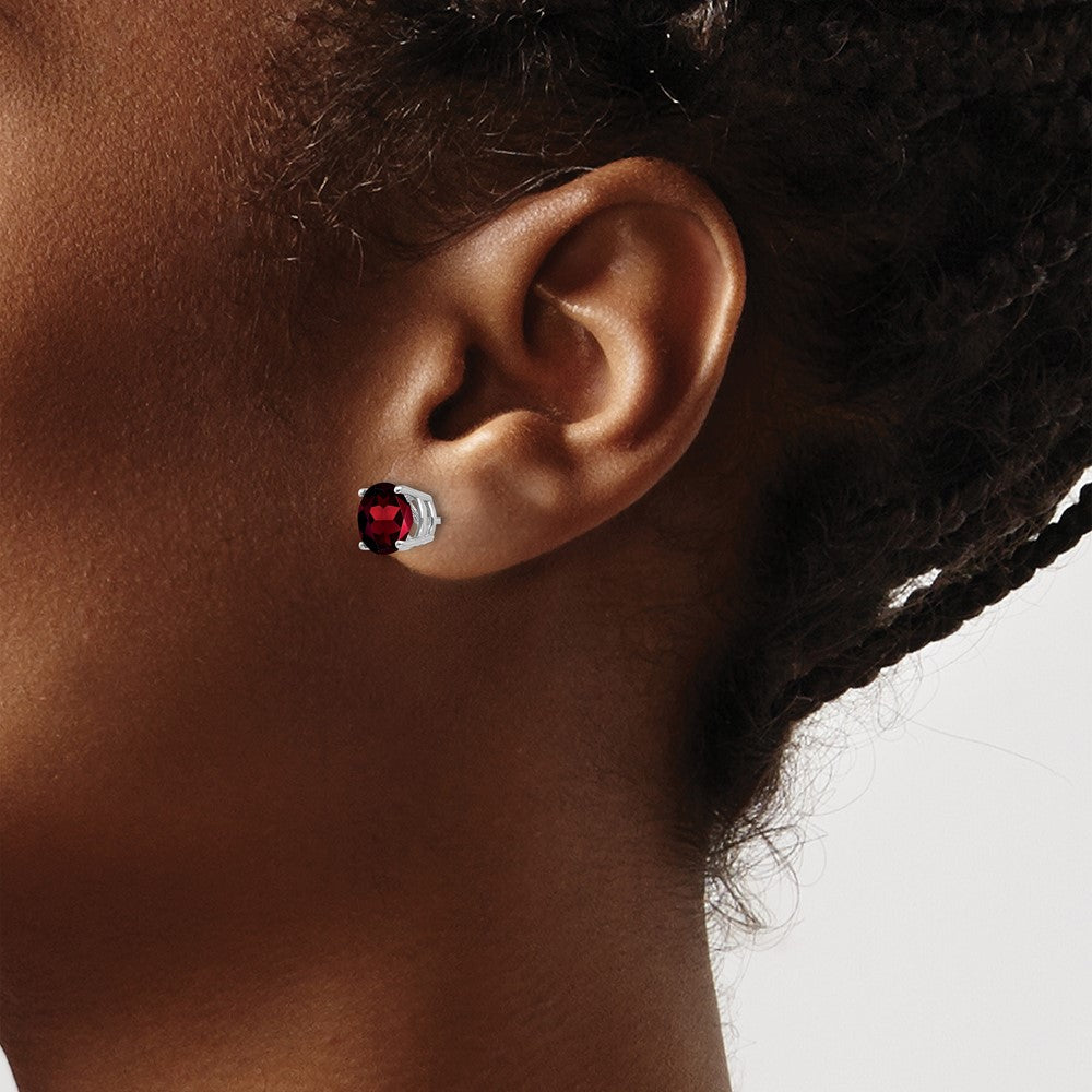 14k White Gold 7mm Round Garnet Post Earrings