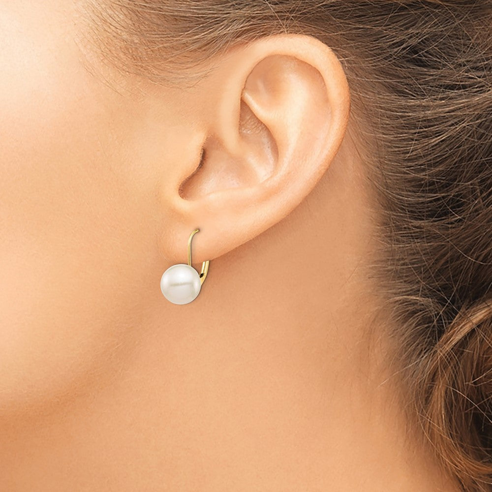 Fresh Water Cultured Round Pearl Leverback Earrings