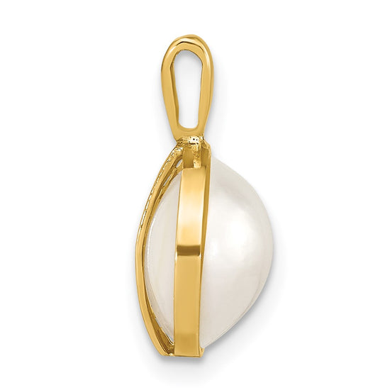 Gold Polished Pearl Pendants