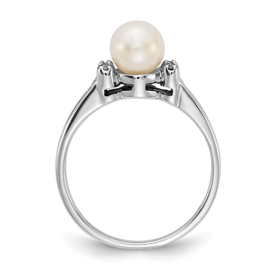 Gold Polished Freshwater Pearl and Diamond Rings