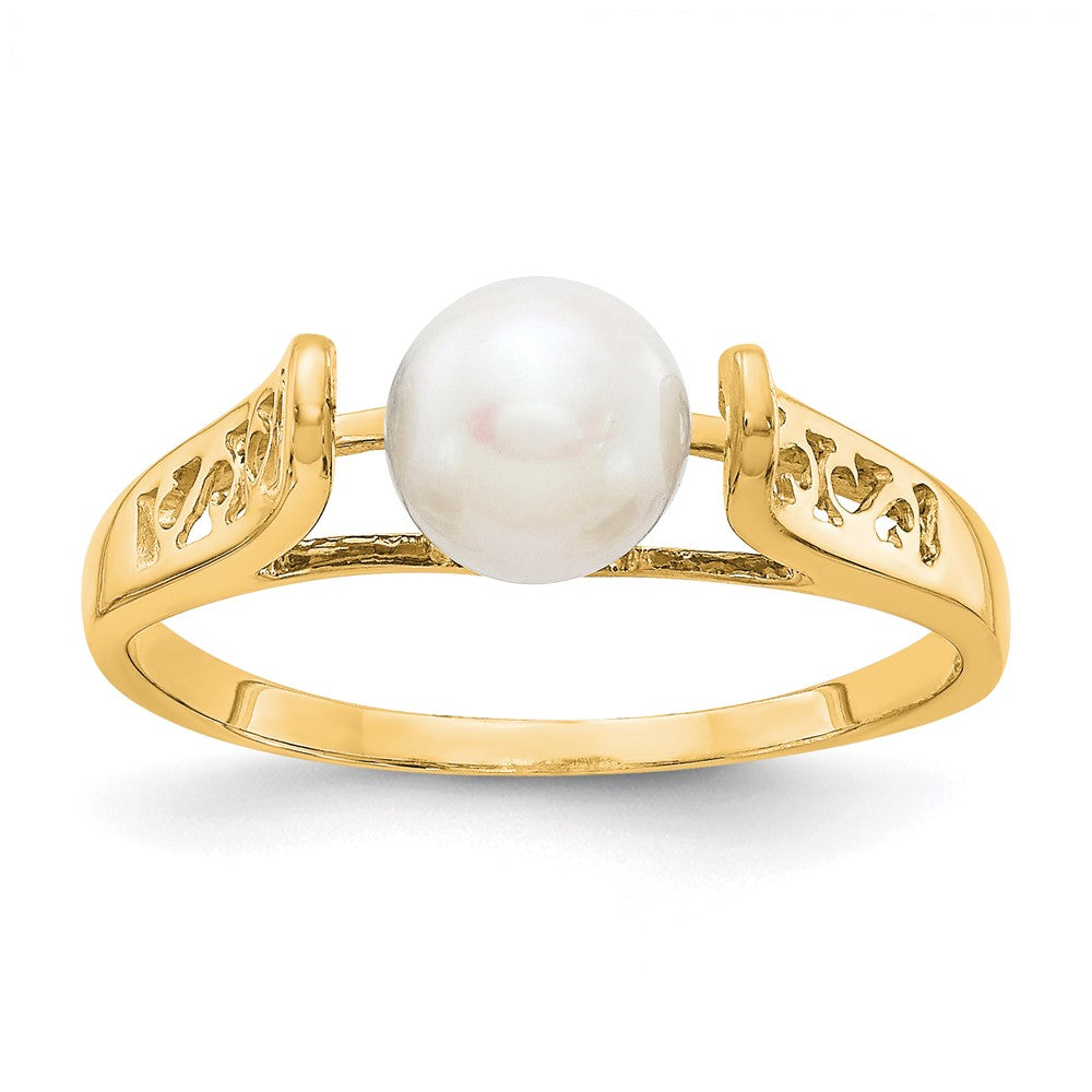 Gold Polished Freshwater Pearls Rings