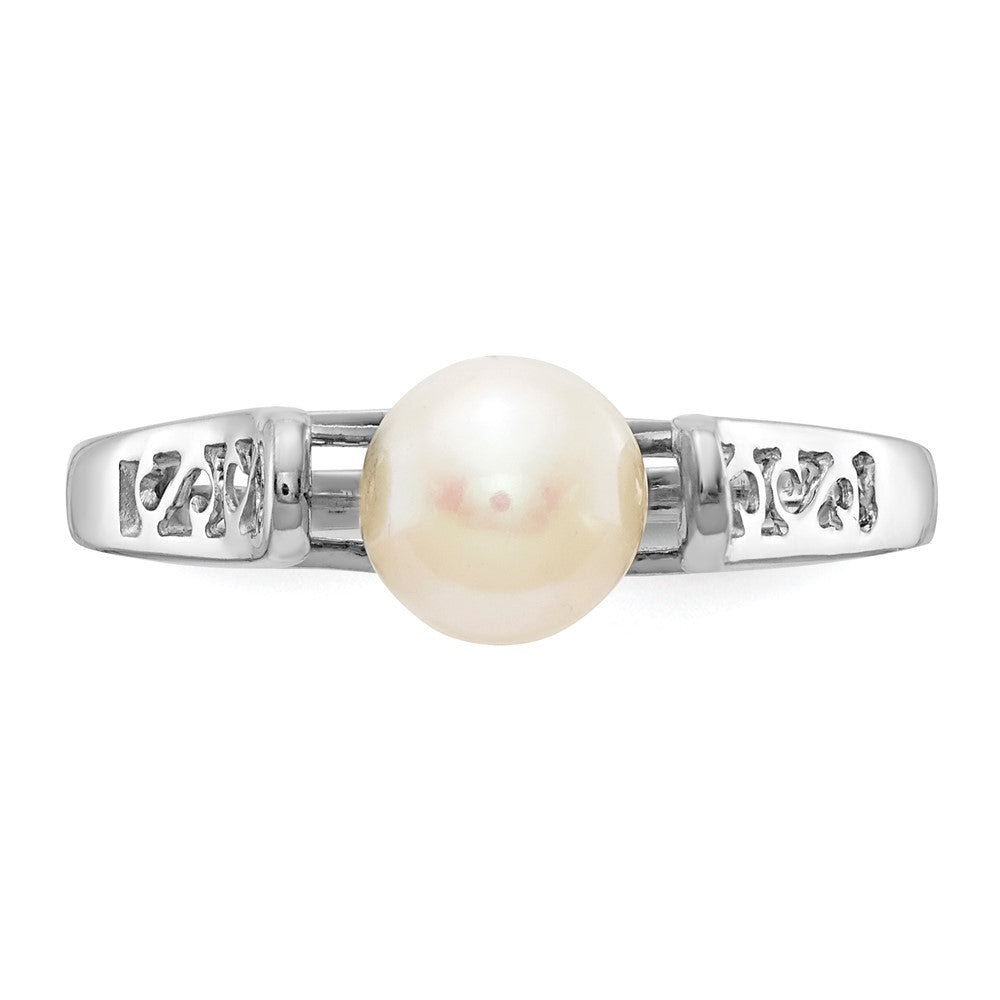 Gold Polished Freshwater Pearls Rings