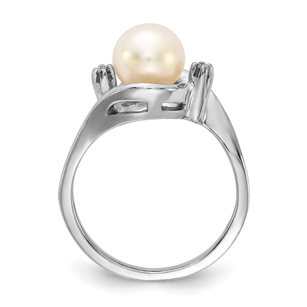 Gold Polished Freshwater Pearl and Diamond Rings