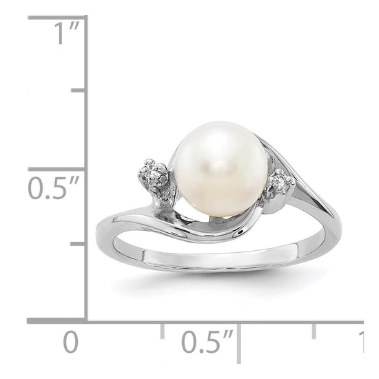 Gold Polished Freshwater Pearl and Diamond Rings