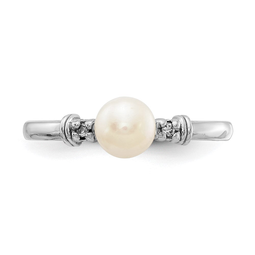 Gold Polished Freshwater Pearl and Diamond Rings