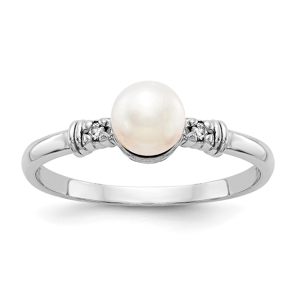 Gold Polished Freshwater Pearl and Diamond Rings