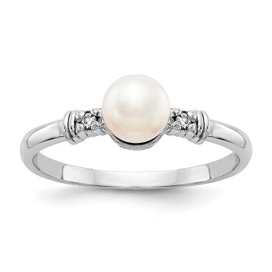 Gold Polished Freshwater Pearl and Diamond Rings