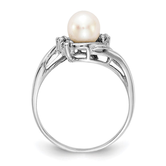 Gold Polished Freshwater Pearl and Diamond Rings