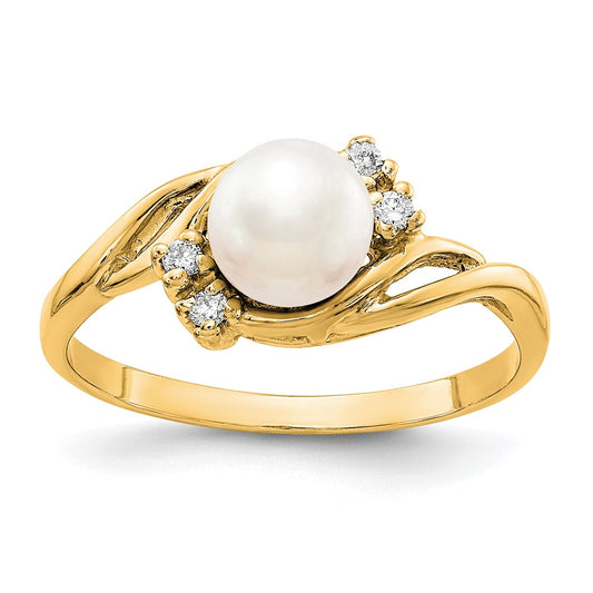 Gold Polished Freshwater Pearl and Diamond Rings