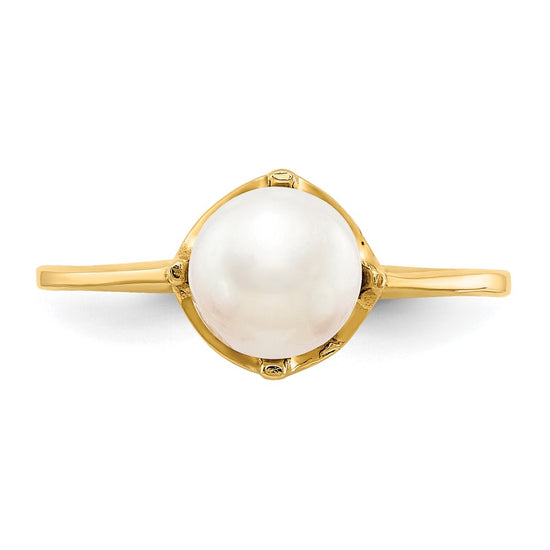 Gold Polished Freshwater Pearl and Diamond Rings