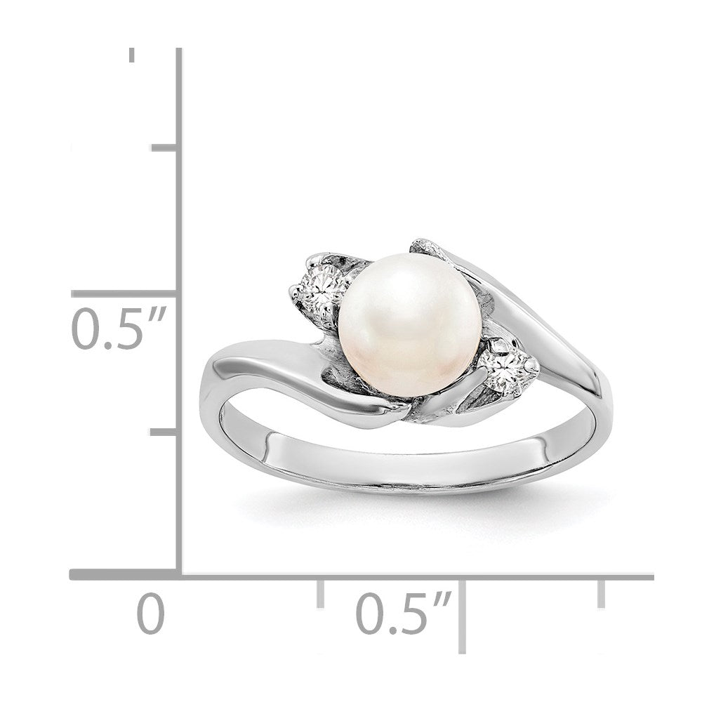 Gold Freshwater Cultured Pearl and Diamond Rings